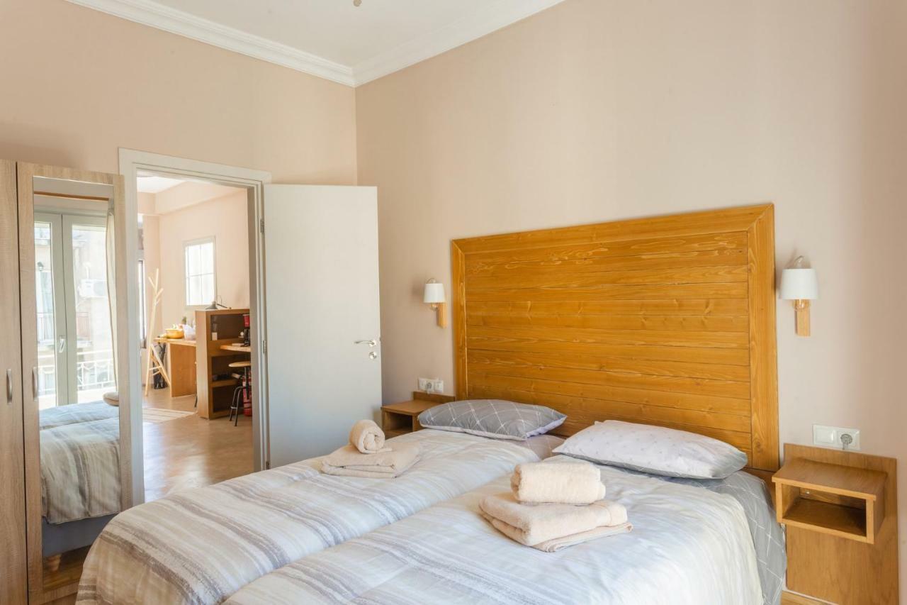 100M2 Luxury Apartment In The Heart Of Athens - Living Stone Emerald Luaran gambar