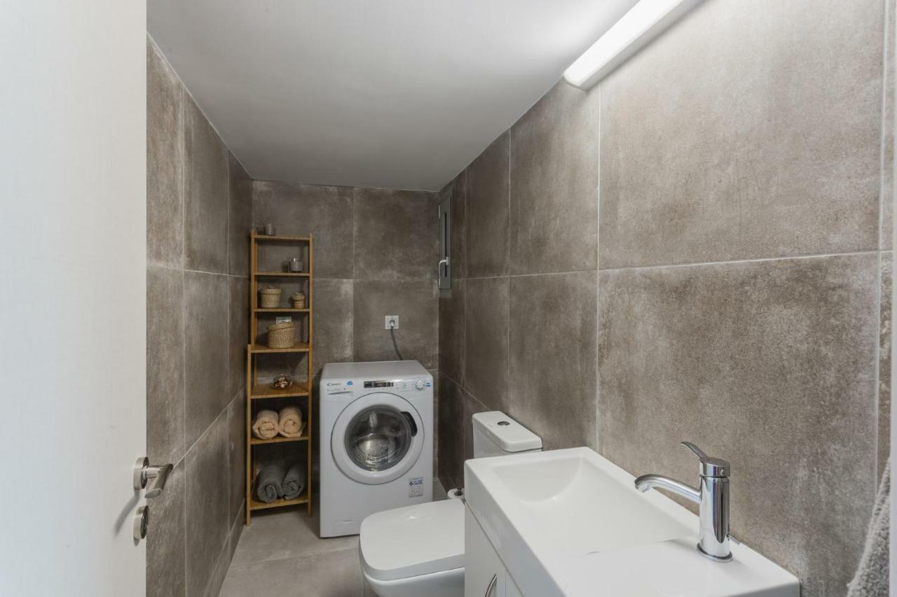 100M2 Luxury Apartment In The Heart Of Athens - Living Stone Emerald Luaran gambar