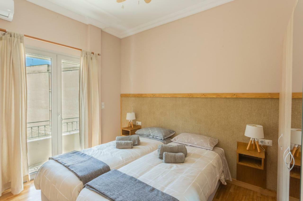 100M2 Luxury Apartment In The Heart Of Athens - Living Stone Emerald Luaran gambar